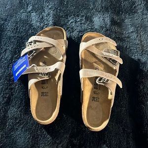 new without box size 38 woman’s birkenstocks